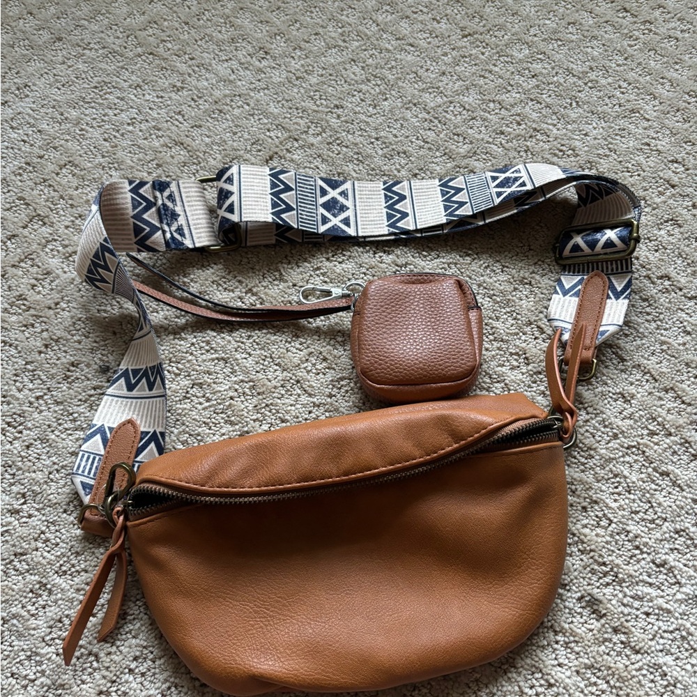 Brown Leather Crossbody Bag with Patterned Strap